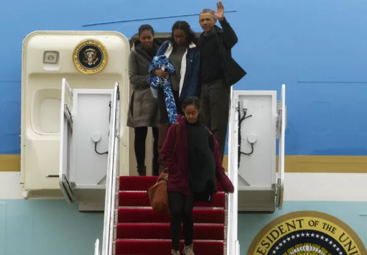 La familia Obama concluyó sus vacaciones de fin de año. FOTO/AP