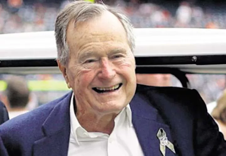 George Bush padre será distinguido en Puerto Rico