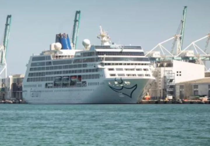 El navío realizará viajes de cuatro y cinco días. /Foto EFE