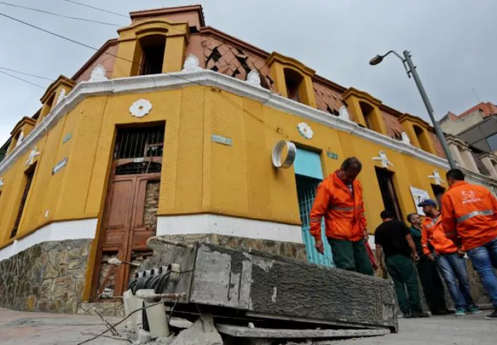 Autoridades adelantan investigaciones para dar con los responsables. /Foto EFE