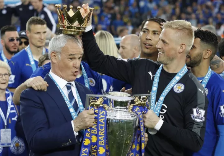 Claudio Ranieri salió campeón con el Leicester City. /Foto AP