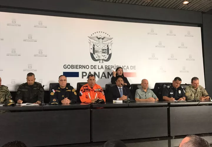 La conferencia de prensa en la Presidencia reunió a todos los estamentos de seguridad del país.