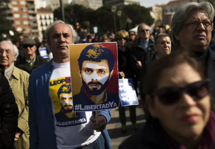 También en España hubo marchas exigiendo la libertad de Leopoldo López. FOTO/AP