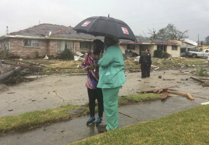 El clima severo ocasionó además lluvia fuerte y granizo en Mississippi y Alabama. FOTO/AP