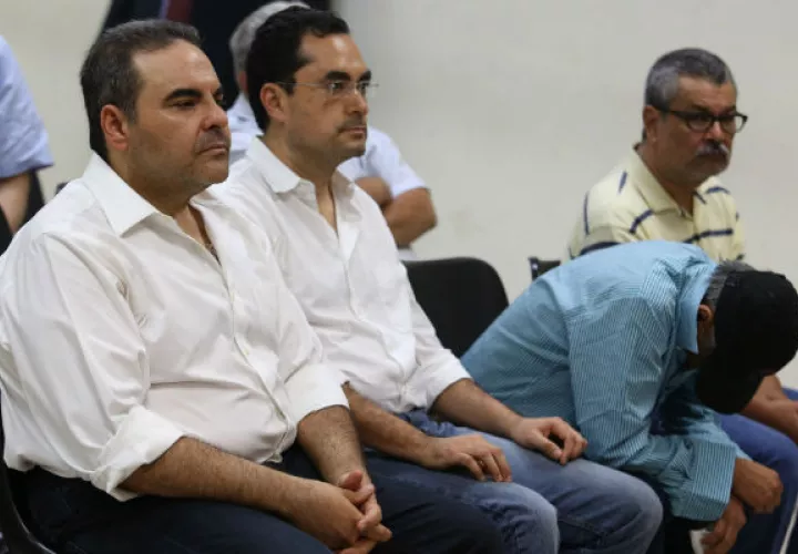 El expresidente Tony Saca llegó al Gobierno bajo la bandera del partido de derecha Alianza Republicana Nacionalista (ARENA), de donde fue expulsado en 2010,