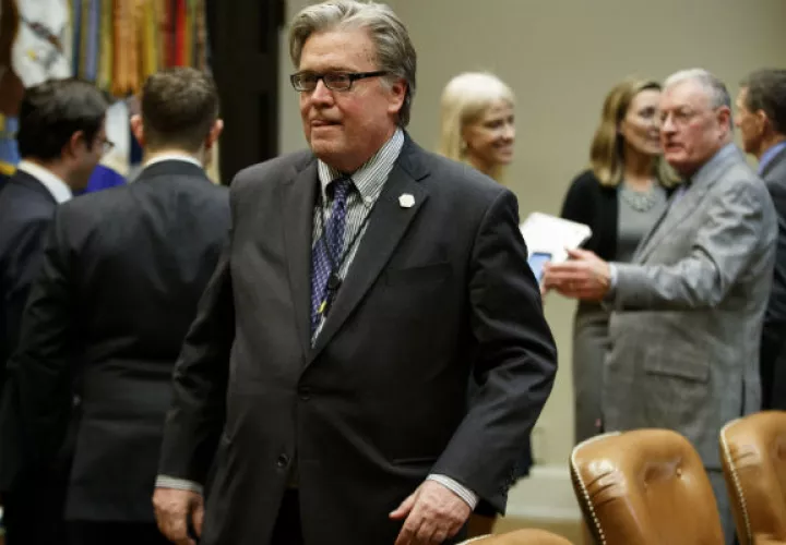 Steve Bannon, participó en la elaboración del discurso inaugural del presidente y en la selección de su gabinete. FOTO/AP