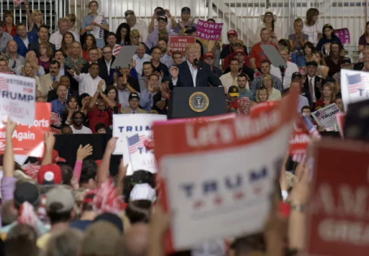 El presidente Donald Trump en un evento en Orlando. FOTO/AP