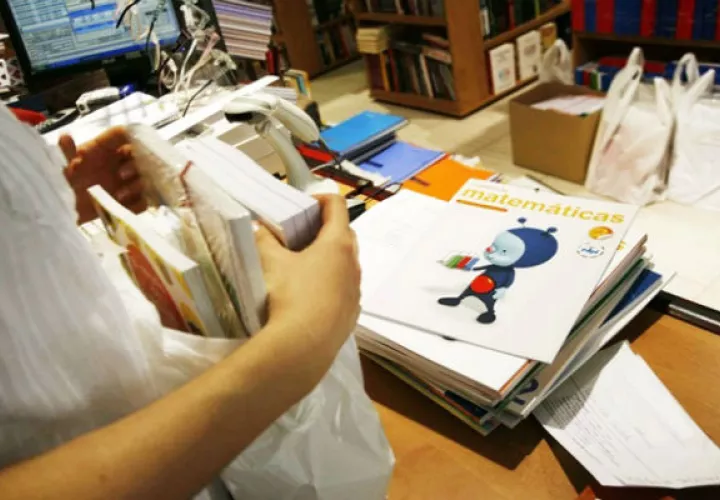 No se puede imponer comprar los libros directamente al colegio.