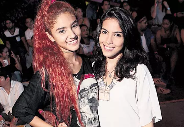 4. Giovanna Gutiérrez y Alejandra Zapata.