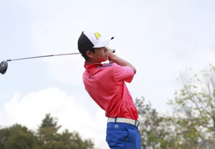 1.  Alejandro  Murakami fue el jugador con mejor "score" en el primer ránking. /Foto Anayansi Gamez