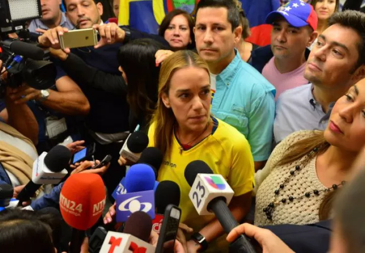 Dio declaraciones en el aeropuerto de Miami. /Foto EFE