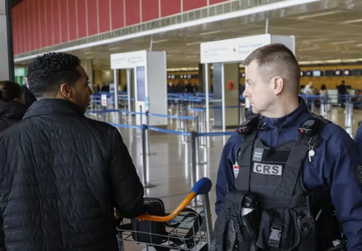 Policía francesa sigue investigación. /Foto EFE