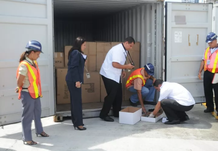 La baja en la recaudación del ITBMS de importación podría indicar que entra al país mercancía de contrabando o que se importa menos. Archivo