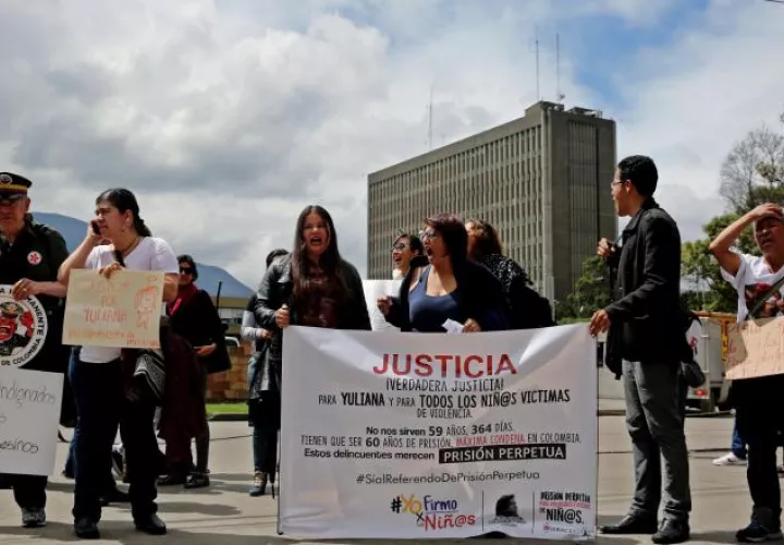 Exigen justicia para Yuliana. /Foto /Foto EFE