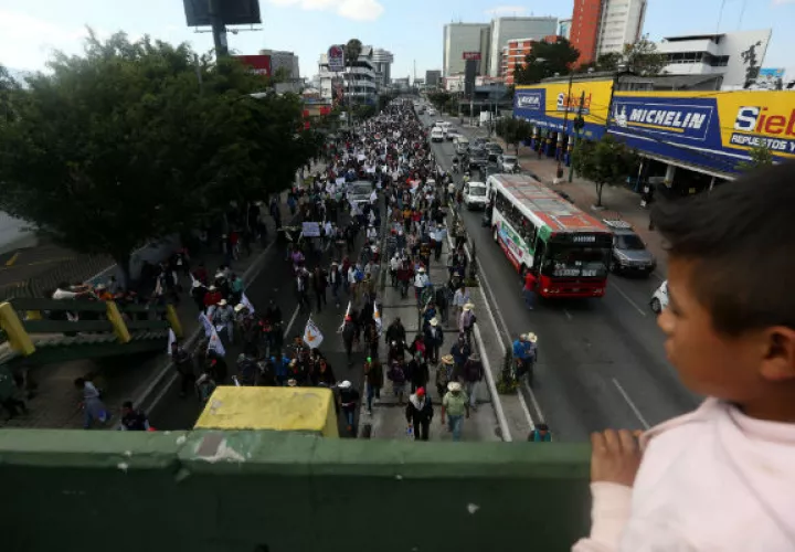 Guatemaltecos están inconformes con el gobierno de Jimmy Morales. FOTO/EFE