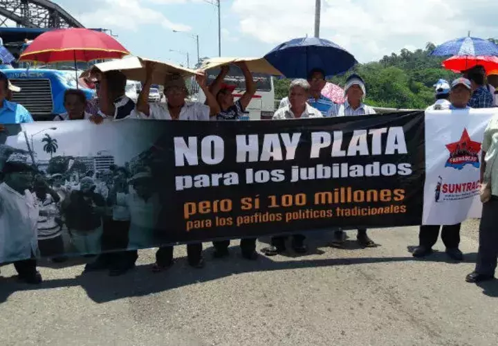 Quieren sus dineros. Foto: Leonardo Machuca G.