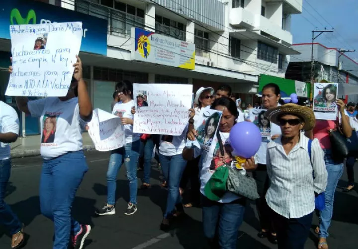 Rechazan la violencia. Foto: Mayra Madrid 