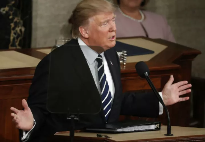 El presidente Donald Trump solicitó cambios a los congresistas. FOTO/AP