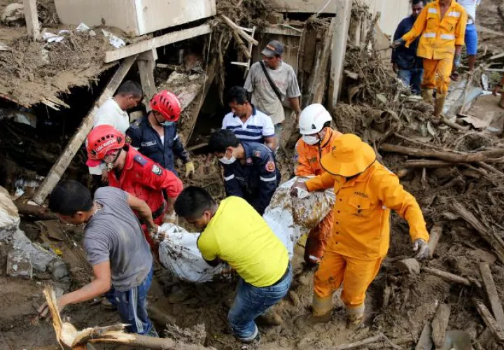Siguen las labores de rescate. /Foto EFE