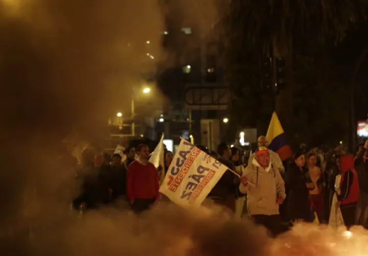 Protestas contra el Consejo Nacional de Elecciones. /Foto AP