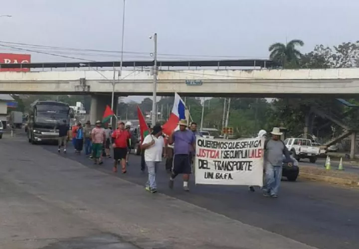 Ya pasaron por Divisa. /Foto José Vásquez