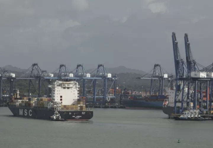 Las tarifas impuestas por las autoridades a la industria marítima compiten con las que rigen en otros países de la región. Archivo