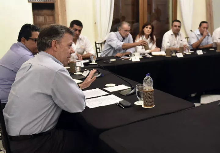 El presidente de Colombia Juan Manuel Santos sigue de cerca el cumplimiento del acuerdo de paz. FOTO/EFE