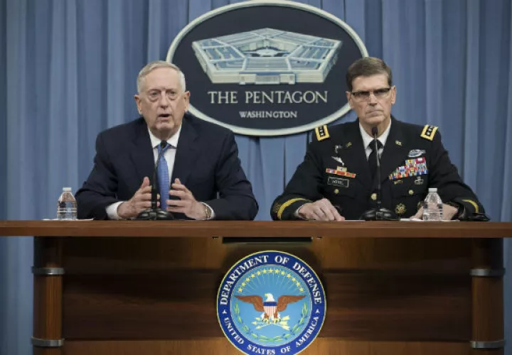 El secretario de Defensa, James Mattis, pidió que comience la revisión del arsenal nuclear. FOTO/EFE 