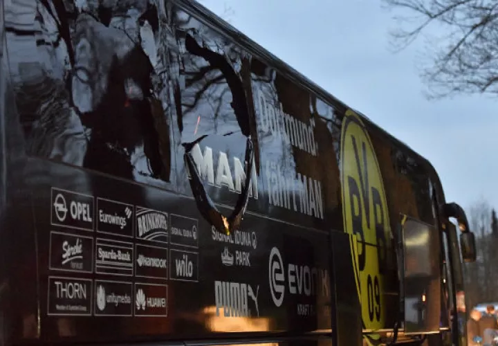 El autobús del Borussia Dortmund./ Foto AP