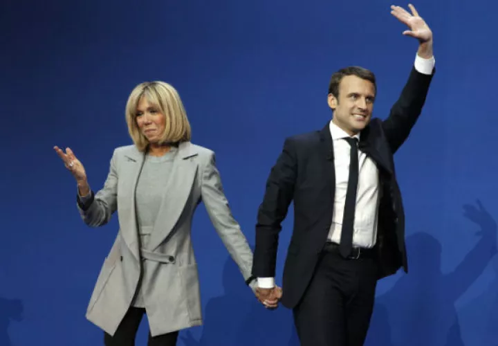 El centrista Emmanuel Macron y la ultraderechista Marine Le Pen fueron los que más votos. FOTO/AP