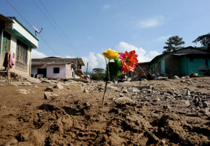 La cifra de muertos en Mocoa es de 290 personas. FOTO/AP