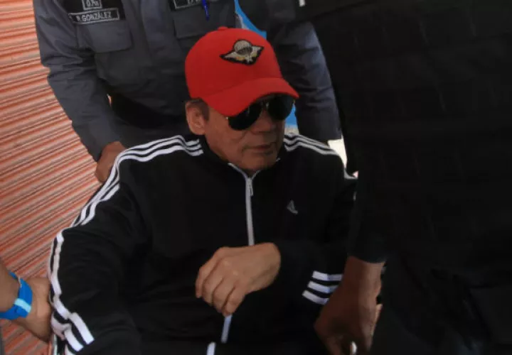 Noriega goza de una medida cautelar de depósito domiciliario / Víctor Arosemena.