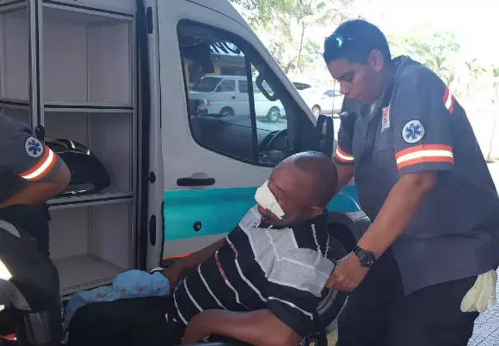 Lo roban y balean. Foto: Delfia Cortez