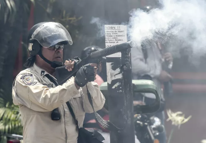  Varias personas que se hallaban en el centro asistencial presentaron síntomas de asfixia, detalló. FOTOS/AFP 