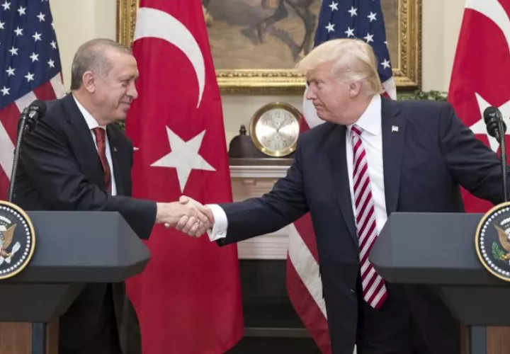 Trump (dcha.) y Erdogan (izq.). /Foto EFE