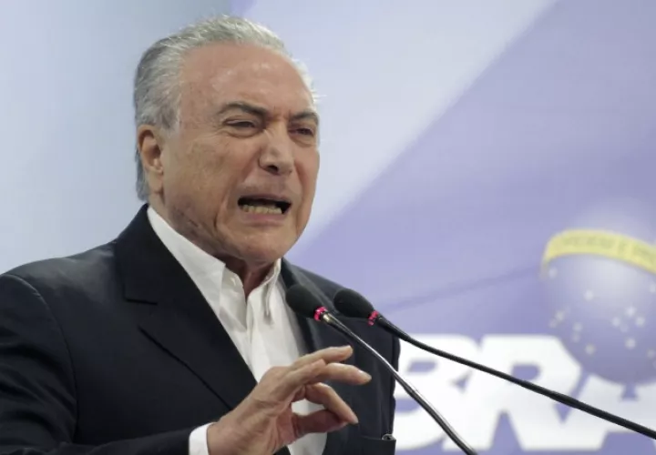 El presidente Michel Temer ha sorteado una serie de denuncias pore corrupción. /Foto AP