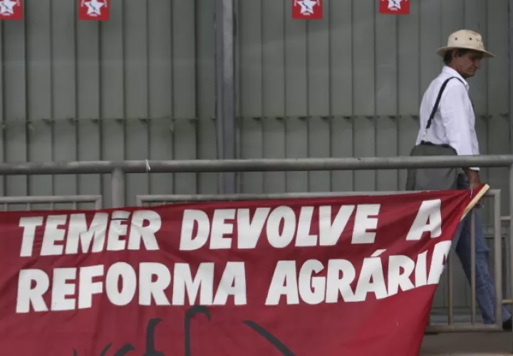Varios gremios exigen que vuelva le reforma agraria y que Michel Temer deje el cargo por corrupción. /Foto AP
