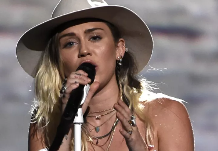 Todos querían ver a una Miley Cyrus totalmente renovada.
