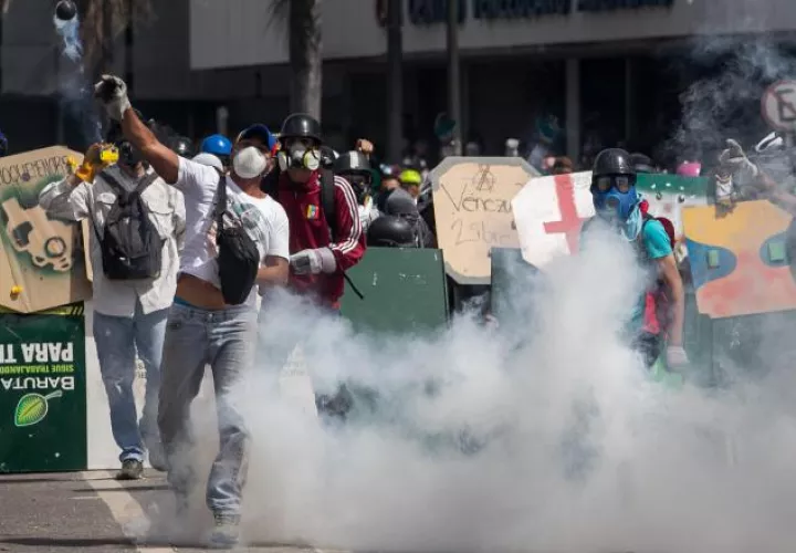 Protestan contra Maduro. EFE