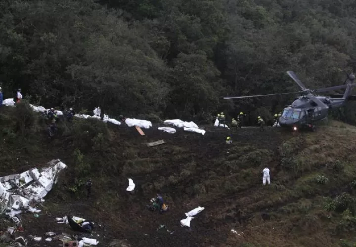Avión de la aerolínea LaMia. /Foto EFE