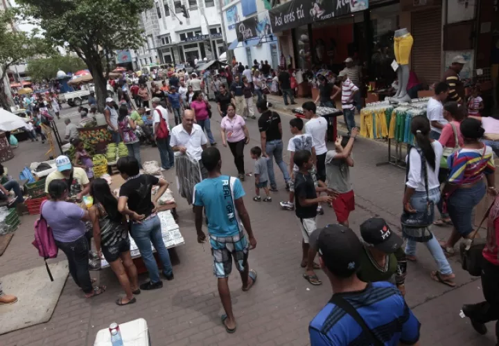 Alrededor de 31% de los jóvenes panameños estudian y más de 49% trabajan o estudian y trabajan /Foto Archivo