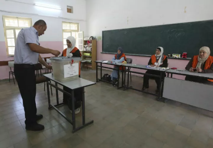 Elegirán entre los 4,411 candidatos que se han presentado en 536 listas electorales. FOTO/EFE