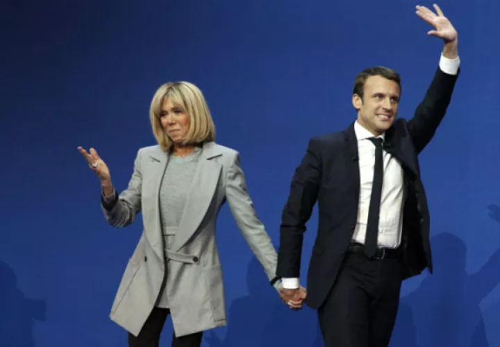 Emmanuel Macron enfrenta una dura batalla por  ser el presidente de los franceses. FOTO/AP
