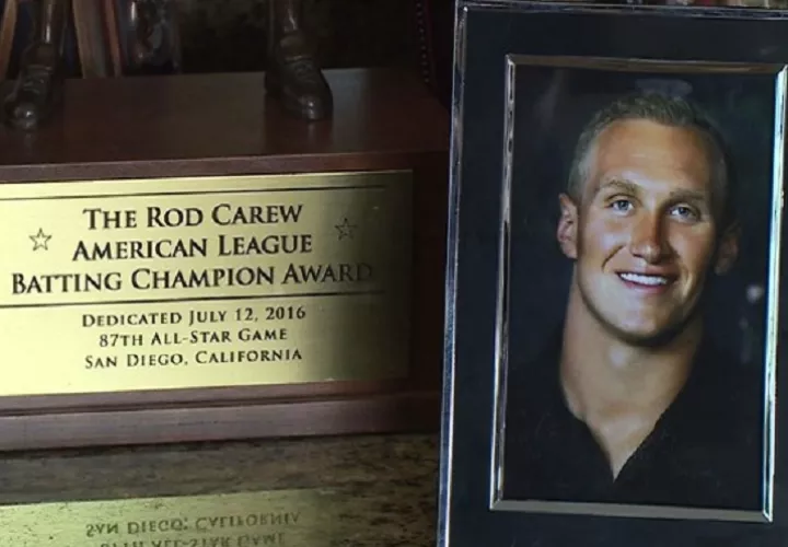 Esta es la foto de Reuland que Carew tiene en casa. Foto/kare11.com.