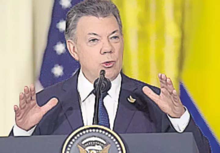 Trump felicita a Santos: ‘No hay nada más difícil que la paz’