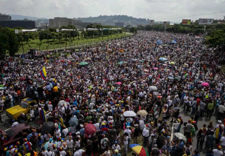 Venezuela cumple más de 40 días de protestas. FOTO/EFE