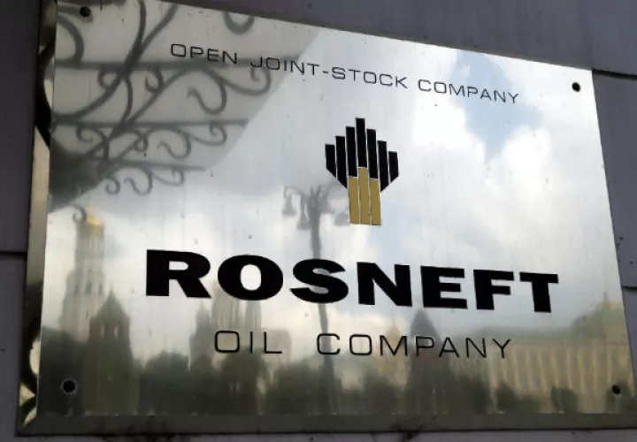 Logo de la empresa de petróleo rusa, 'Rosneft'. Foto/ EFE