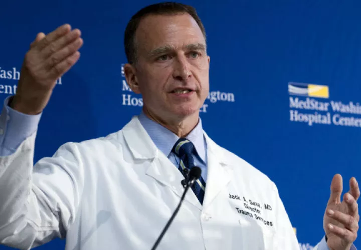 Doctor Jack Sava, del Centro Hospitalario MedStar Washington. FOTO/AP