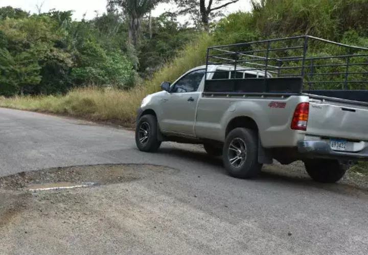 Vías en mal estado. Foto: José Manuel Adames. 