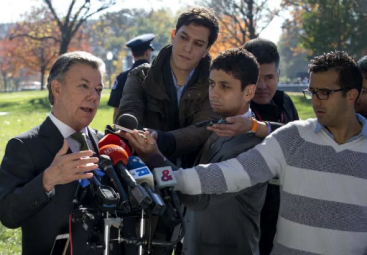 Juan Manuel Santos, presidente de Colombia (i). Foto: Archivo
